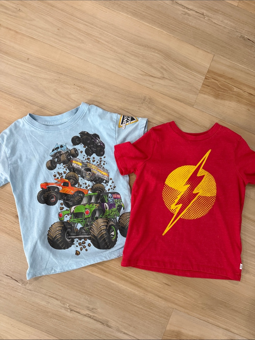 GAP Red Kids T-Shirt with Yellow Lightning Bolt Graphic